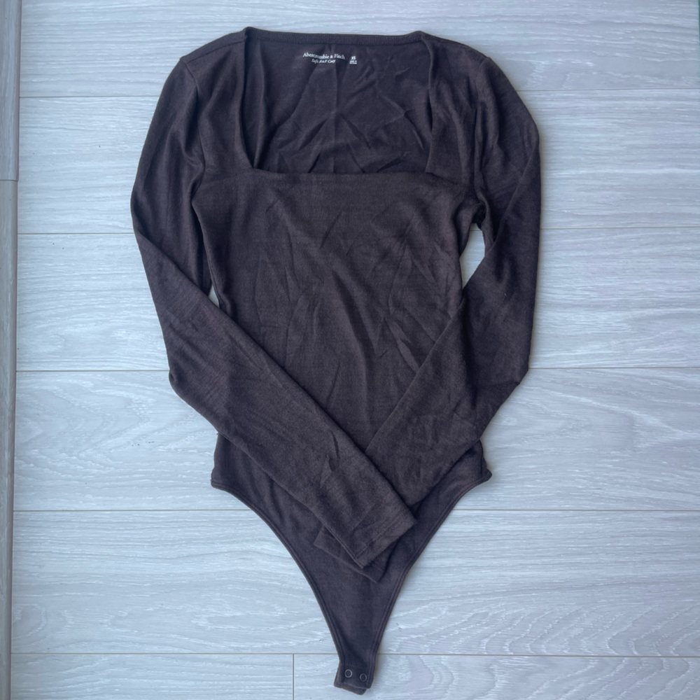 Abercrombie & Fitch Soft A&F Cozy Square Neck Long Sleeve Brown Bodysuit